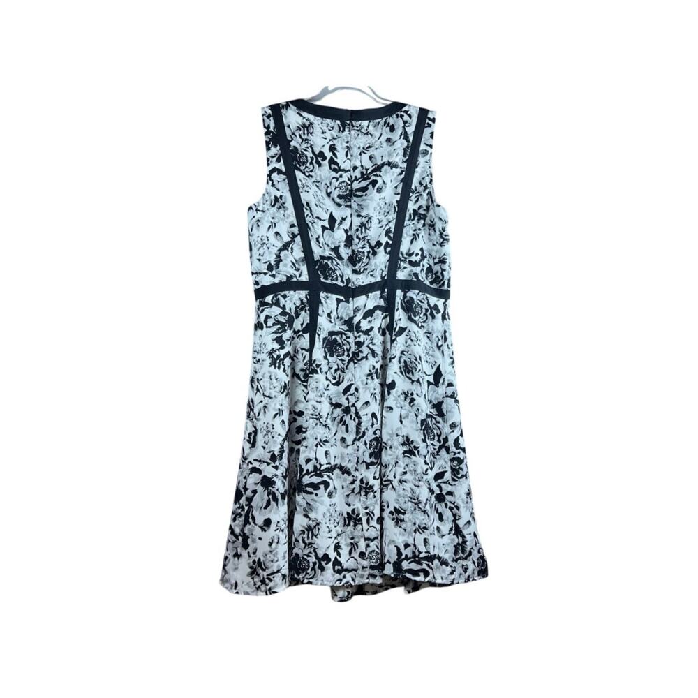 Talbots Black Floral Fit & Flare Dress Petite 12 Lined Sleeveless Gardenstyle - Picture 3 of 7